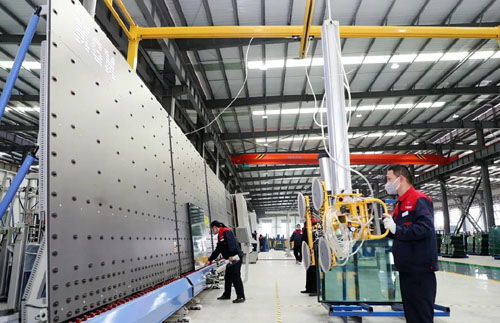 周鐵根 對(duì)標(biāo)時(shí)代重任,全力打造貫徹新發(fā)展理念區(qū)域樣板